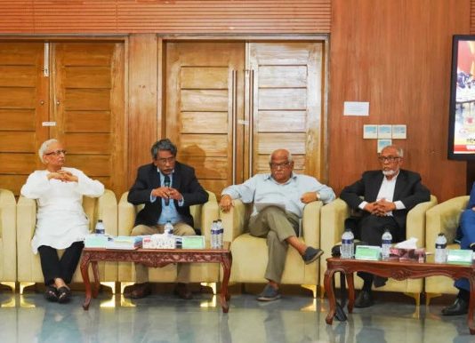 ব্যাংক একীভূতকরণে সরকার লাভসহ বিনিয়োগ ফেরত পাবে: গভর্নর আহসান এইচ মনসুর