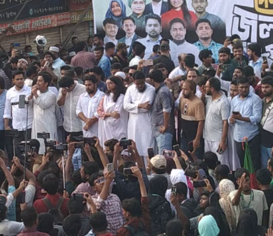 আওয়ামী লীগ শুধু রাজনৈতিক দল নয়, এটি একটি সন্ত্রাসী সংগঠন”: নাহিদ ইসলাম