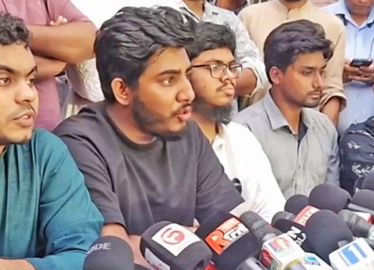 কেন্দ্রীয় কমিটি ছাড়া সব কমিটি স্থগিত করল বৈষম্যবিরোধী ছাত্র আন্দোলন