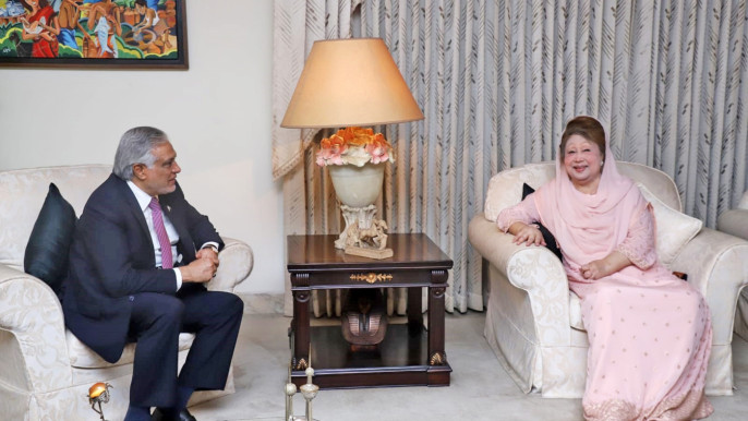 24-08-25-khaleda_zia_pakistan_deputy_pm_and_foreign_minister-1
