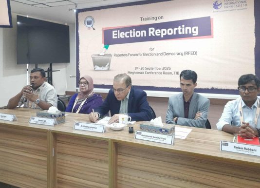 নির্বাচনকালীন সরকার পক্ষপাত করলে সুষ্ঠু ভোট সম্ভব নয়: ইফতেখারুজ্জামান