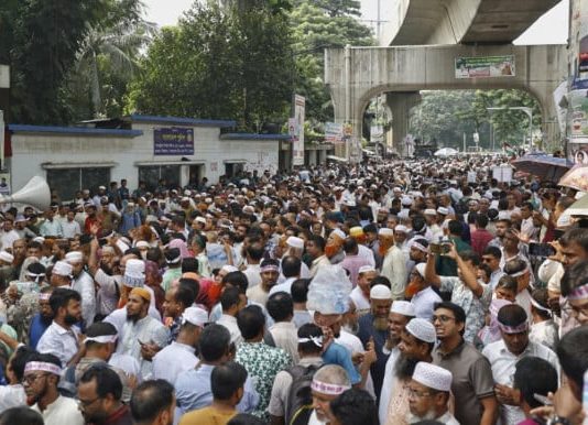 ভাতা না বাড়লে আমরণ অনশন: এমপিওভুক্ত শিক্ষকদের ঘোষণা