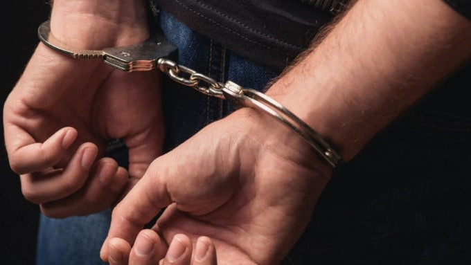 arrest_0