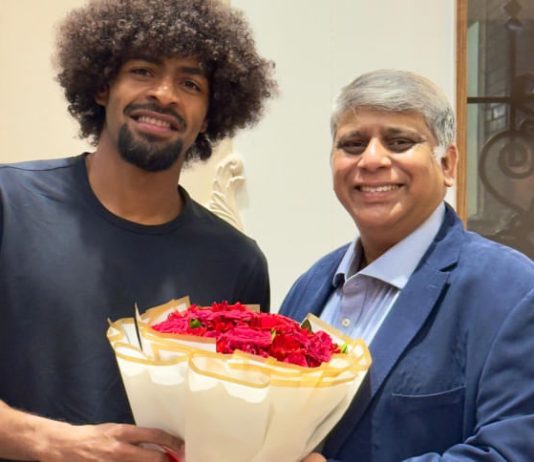 ভারতের বিপক্ষে জয়ের আশায় হামজা চৌধুরী: “দেশের জন্য এটা বড় ম্যাচ”