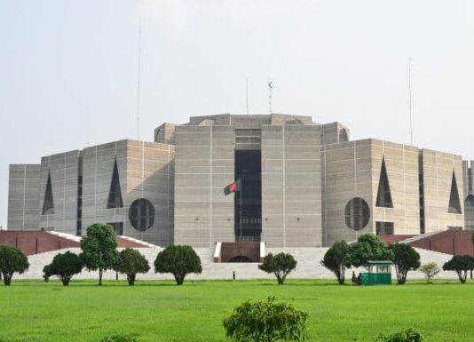 ১৮০ দিনের মধ্যে সংবিধান সংস্কার সম্পন্নের নির্দেশ