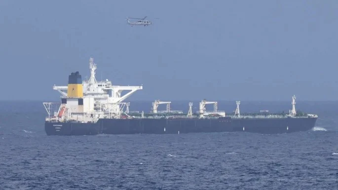 oil_tanker-ezgif.com-webp-to-jpg-converter