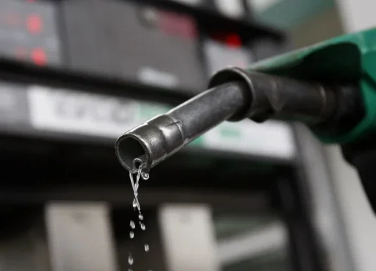 সংকট কমাতে জ্বালানি সরবরাহ বাড়ল ১০–২০%